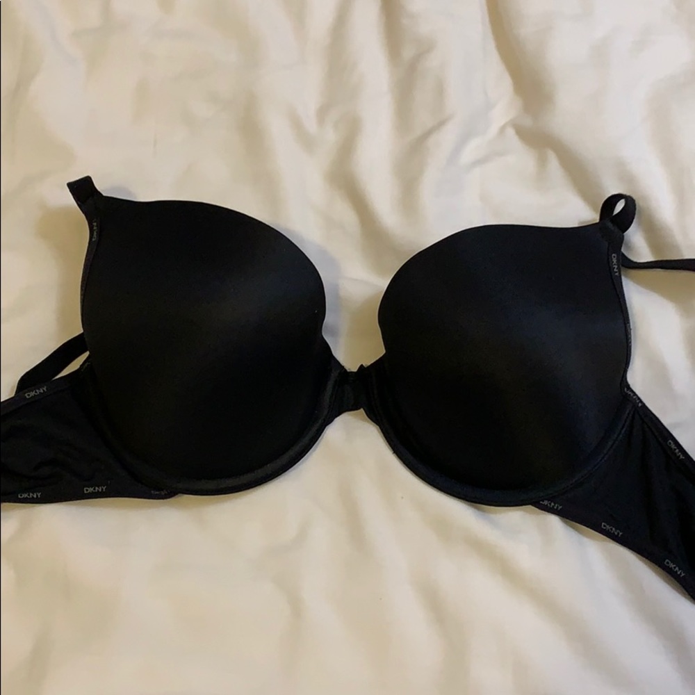 Women’s DKNY bra